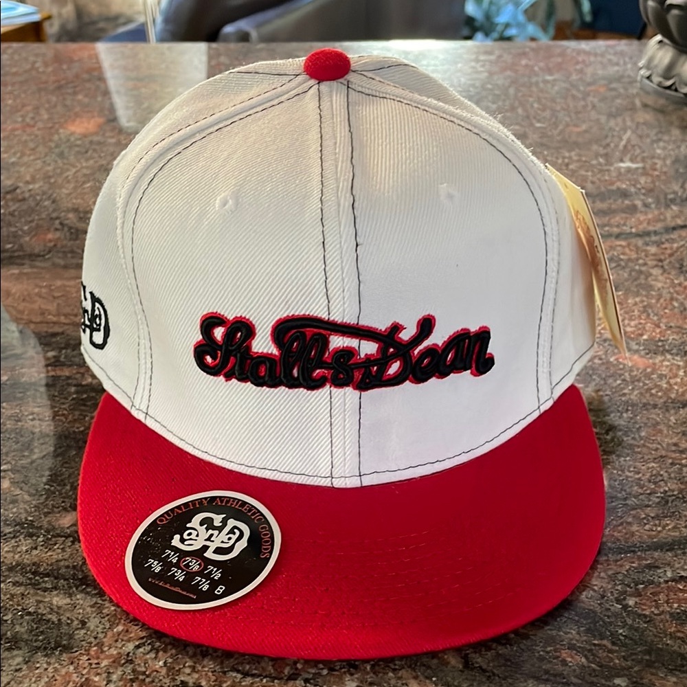 Stall & Dean White and Red Cap